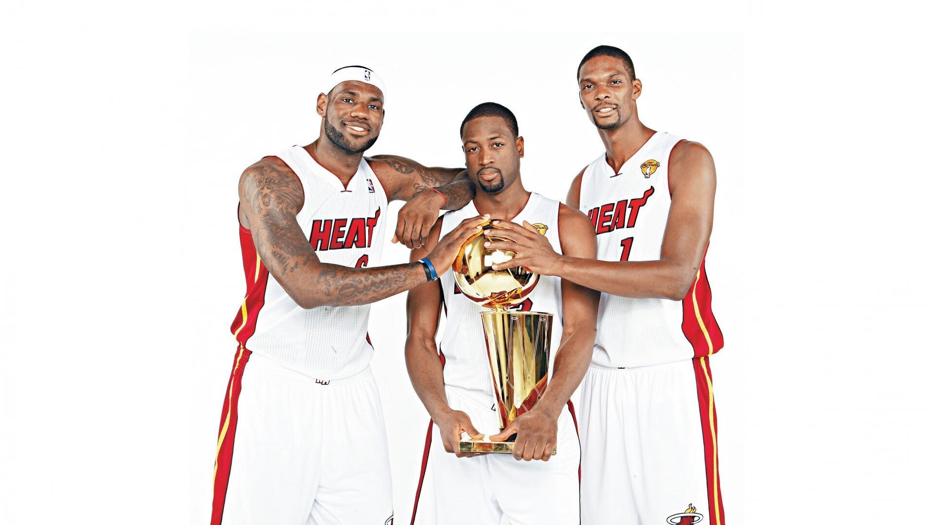 国际热身赛中国青年队复仇 球迷热议不断,国家队热身赛